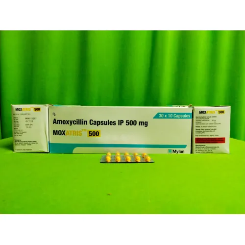 Moxatris Capsules